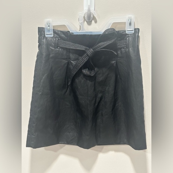 Free People Payton Paperbag Faux-Leather Mini Skirt Size 2 - Picture 1 of 4